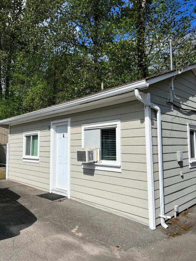 Lake Errock Motel Harrison Mills Buitenkant foto